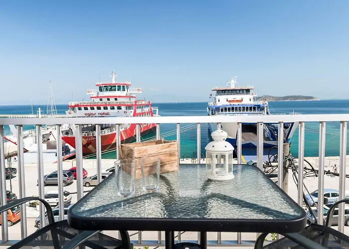 Promenade Sea View Apartment